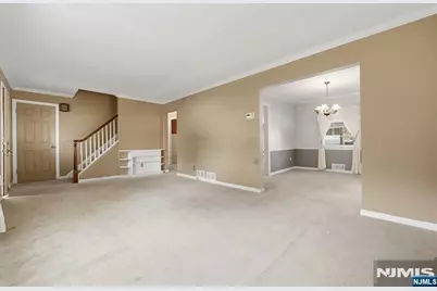 116 Grove Avenue, Verona, NJ 07044 - Photo 5