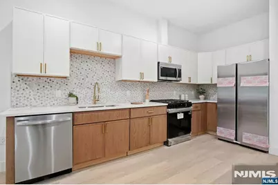 643 S 10th Street, Newark, NJ 07108 - Photo 7