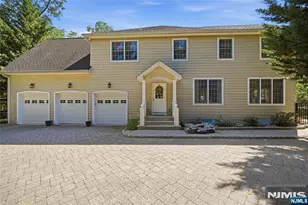 50 3rd St, Park Ridge, NJ 07656 - Photo 35