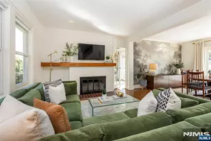 15 Euclid Pl, Montclair, NJ 07042 - Photo 7