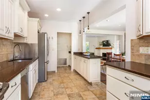 15 Euclid Pl, Montclair, NJ 07042 - Photo 15