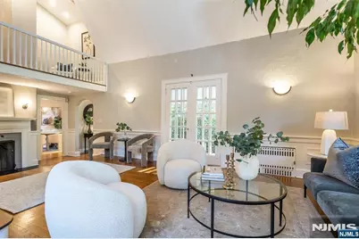 6 Sutherland Road, Montclair, NJ 07042 - Photo 11