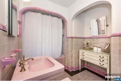 6 Sutherland Road, Montclair, NJ 07042 - Photo 29