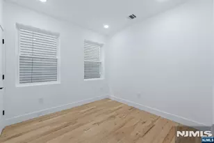 369 6th Ave, Newark, NJ 07107 - Photo 11
