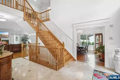 719 Cypress Street, New Milford, NJ 07646 - Photo 5