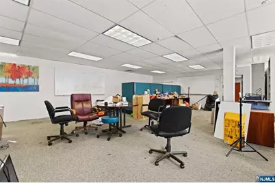 111 Galway Place, Teaneck Township, NJ 07666 - Photo 25