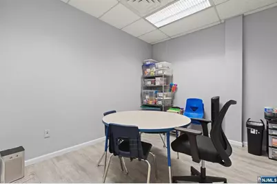 111 Galway Place, Teaneck Township, NJ 07666 - Photo 7