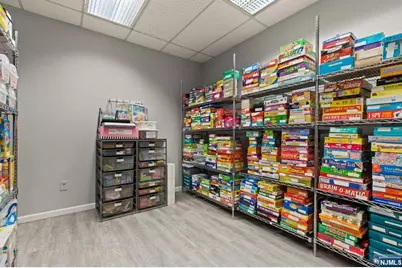 111 Galway Place, Teaneck Township, NJ 07666 - Photo 13