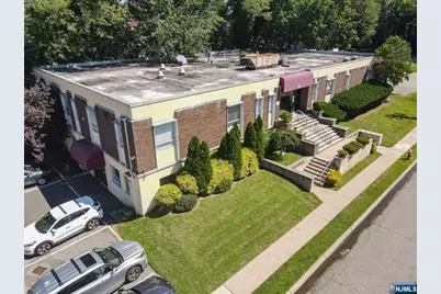 111 Galway Place, Teaneck Township, NJ 07666 - Photo 45