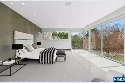 532 Winthrop Road, Teaneck Township, NJ 07666 - Photo 13