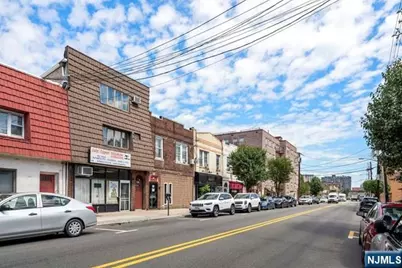 549 Anderson Avenue, Cliffside Park, NJ 07010 - Photo 3