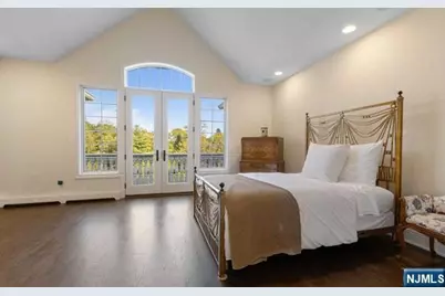 51 Chestnut Ridge Road, Saddle River, NJ 07458 - Photo 23
