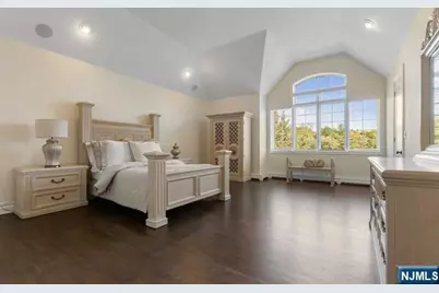51 Chestnut Ridge Road, Saddle River, NJ 07458 - Photo 27