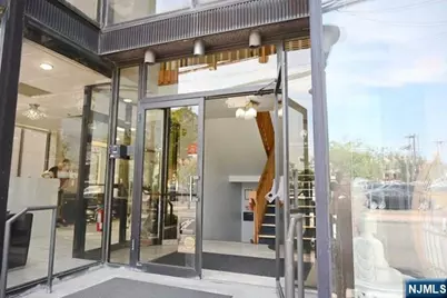 1637 Palisade Avenue, Fort Lee, NJ 07024 - Photo 13