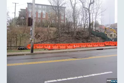 45 Main Street, Fort Lee, NJ 07024 - Photo 1