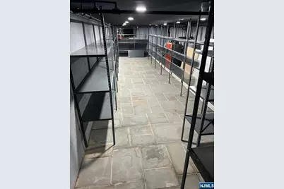 460 Boulevard, Hasbrouck Heights, NJ 07604 - Photo 5