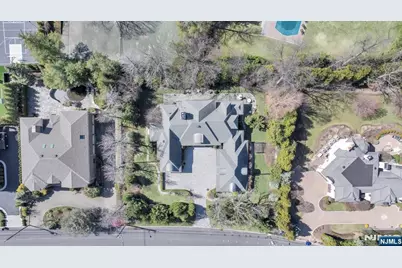 74 Roberts Road, Englewood Cliffs, NJ 07632 - Photo 39