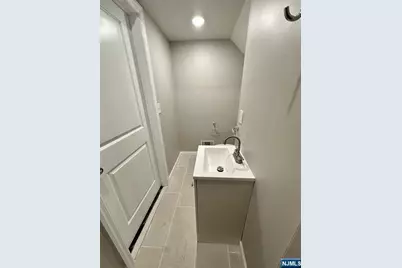 105 7th Street 1 #1, Newark, NJ 07107 - Photo 13