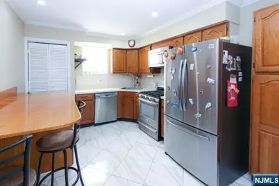 40-44 Rome Street 3 #3, Newark, NJ 07105 - Photo 3