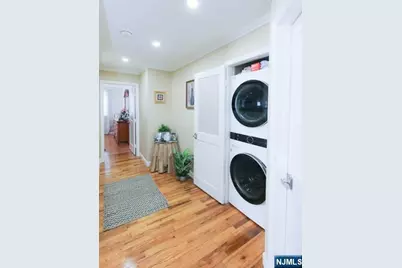 40-44 Rome Street 3 #3, Newark, NJ 07105 - Photo 7