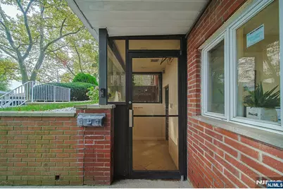 1331 Anderson Avenue Ff #FF, Fort Lee, NJ 07024 - Photo 3