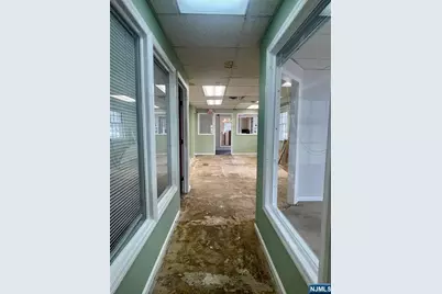 961 Teaneck Road, Teaneck Township, NJ 07666 - Photo 11