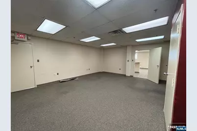 168 Franklin Turnpike 103B #103B, Waldwick, NJ 07463 - Photo 13