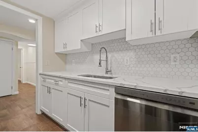 234 Columbia Avenue 19 #19, Fort Lee, NJ 07024 - Photo 13