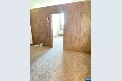 595 Broad Avenue, Ridgefield, NJ 07657 - Photo 5