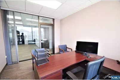 1035 US Highway 46 B205 &amp; B204 #B205 &amp; B204, Clifton, NJ 07013 - Photo 3