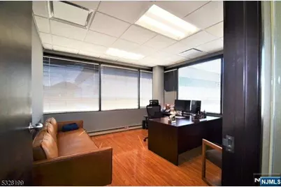 1035 US Highway 46 B205 &amp; B204 #B205 &amp; B204, Clifton, NJ 07013 - Photo 19