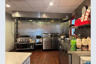 107 Washington Avenue, Little Ferry, NJ 07643 - Photo 7