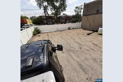 139-141 Palisade Avenue, Cliffside Park, NJ 07010 - Photo 3