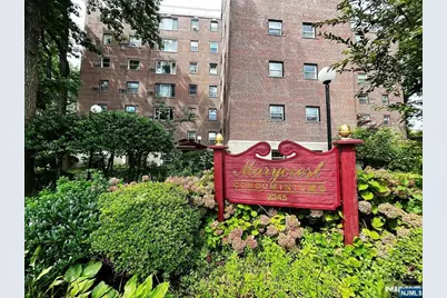 2345 Linwood 4H #4H, Fort Lee, NJ 07024 - Photo 1