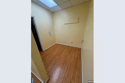 634 Anderson Avenue, Cliffside Park, NJ 07010 - Photo 7