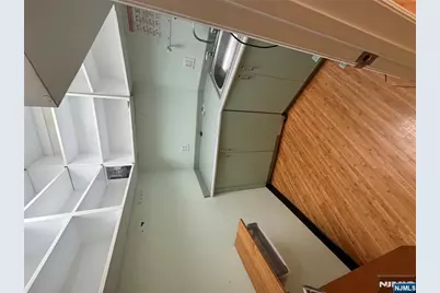 634 Anderson Avenue, Cliffside Park, NJ 07010 - Photo 17