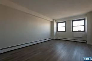 5701 Blvd East, West New York, NJ 07093 - Photo 7