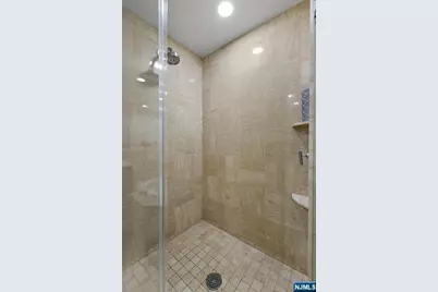 8100 River Road 1013 #1013, North Bergen, NJ 07047 - Photo 15
