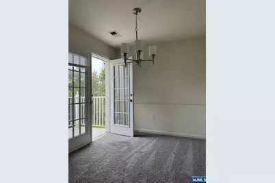 121 Courter Road 82 #82, Franklin Lakes, NJ 07417 - Photo 7