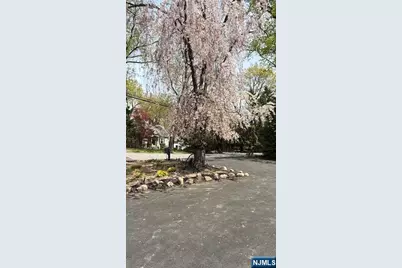 589 Eder Avenue, Franklin Lakes, NJ 07417 - Photo 9