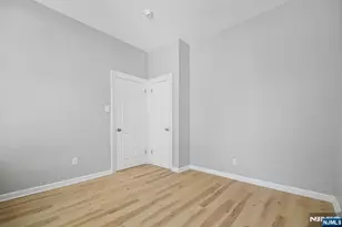 130 Wilkinson Ave, Jersey City, NJ 07305 - Photo 19