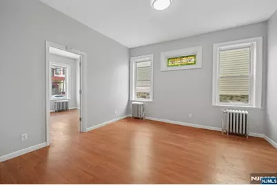 130 Wilkinson Avenue, Jersey City, NJ 07305 - Photo 7