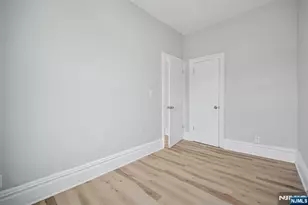 130 Wilkinson Ave, Jersey City, NJ 07305 - Photo 35