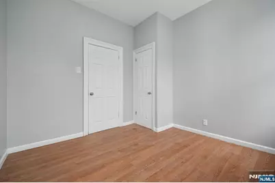 130 Wilkinson Avenue, Jersey City, NJ 07305 - Photo 15