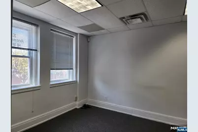 353 Broad Avenue 2nd Floor #2nd Floor, Leonia, NJ 07605 - Photo 9