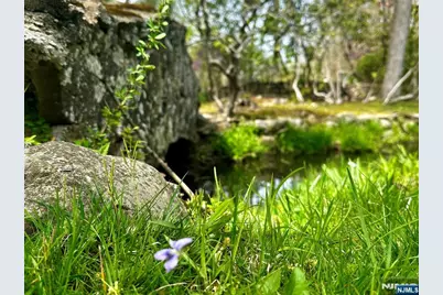 17 Hillside Avenue, Upper Saddle River, NJ 07458 - Photo 5