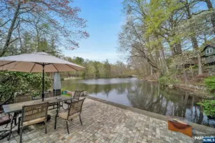 17 Hillside Ave, Upper Saddle River, NJ 07458 - Photo 17