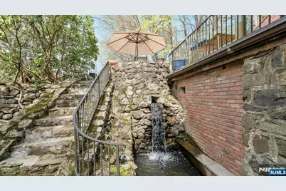 17 Hillside Avenue, Upper Saddle River, NJ 07458 - Photo 15