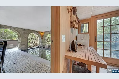 17 Hillside Avenue, Upper Saddle River, NJ 07458 - Photo 43