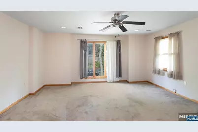 820 E Broad Street, Westfield, NJ 07090 - Photo 25